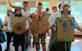 8403f32d-8008-44cd-bd9b-dff423a28c9d